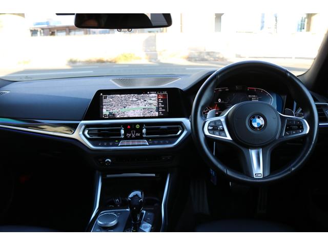 ３シリーズ ３２０ｄ　ｘＤｒｉｖｅ　Ｍスポーツ　禁煙車　純正ナビ１０．２５インチ　ＬＥＤヘッド　黒革シート　ＢＳＭ　クリアランスソナー　レーンキープ　Ｂカメラ　シートヒーター　メモリ付きパワーシート　クルコン　パドルシフト　パーキングアシスト（11枚目）