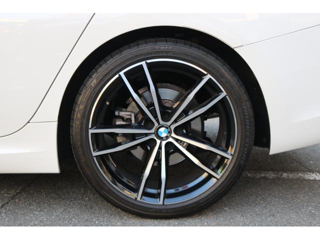 ３シリーズ ３２０ｄ　ｘＤｒｉｖｅ　Ｍスポーツ　禁煙車　純正ナビ１０．２５インチ　ＬＥＤヘッド　黒革シート　ＢＳＭ　クリアランスソナー　レーンキープ　Ｂカメラ　シートヒーター　メモリ付きパワーシート　クルコン　パドルシフト　パーキングアシスト（35枚目）