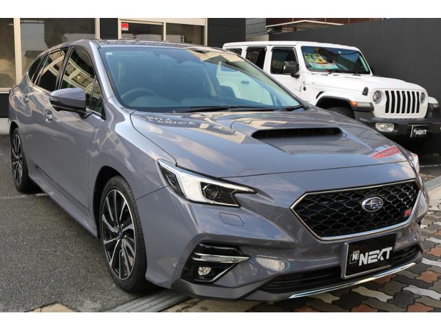 レヴォーグ ＳＴＩスポーツＲ　ＥＸブラックインテリアセレクション　禁煙車　純正ナビ　フルセグ　ハーマンカードンサウンド　アイサイトセイフティプラス　パノラミックビューモニター　スマートリアビューミラー　クルコン　ハーフレザー　シートヒーター　パドルシフト　ＢＳＭ（5枚目）