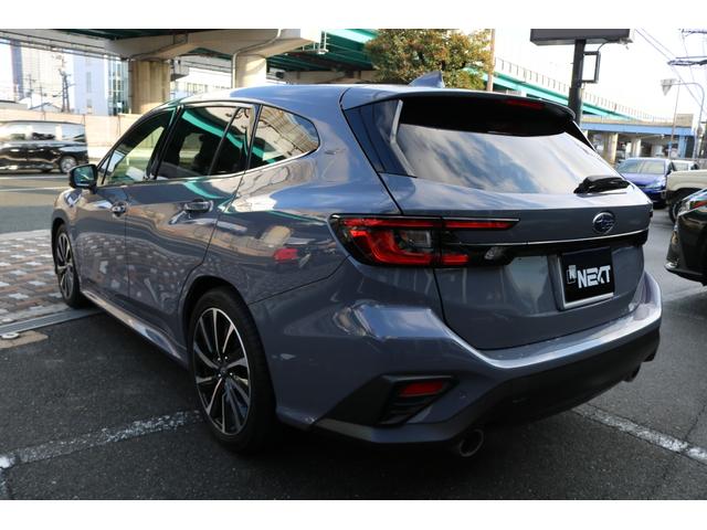 レヴォーグ ＳＴＩスポーツＲ　ＥＸブラックインテリアセレクション　禁煙車　純正ナビ　フルセグ　ハーマンカードンサウンド　アイサイトセイフティプラス　パノラミックビューモニター　スマートリアビューミラー　クルコン　ハーフレザー　シートヒーター　パドルシフト　ＢＳＭ（6枚目）