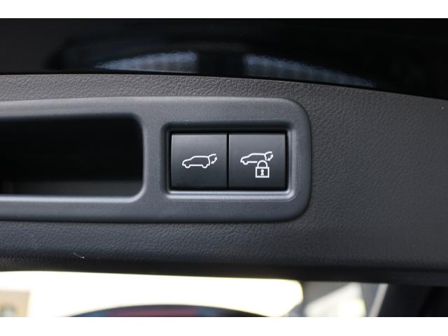 ＲＸ ＲＸ５００ｈ　Ｆスポーツパフォーマンス　禁煙車　純正ナビ　フルセグ　パノラマルーフ　レクサスチームメイト　オレンジキャリパー　パノラマビュー　デジミラ　赤革シート　輻射ヒーター　三眼ＬＥＤヘッド　ルーフレール　ＢＳＭ　カラーＨＵＤ（39枚目）