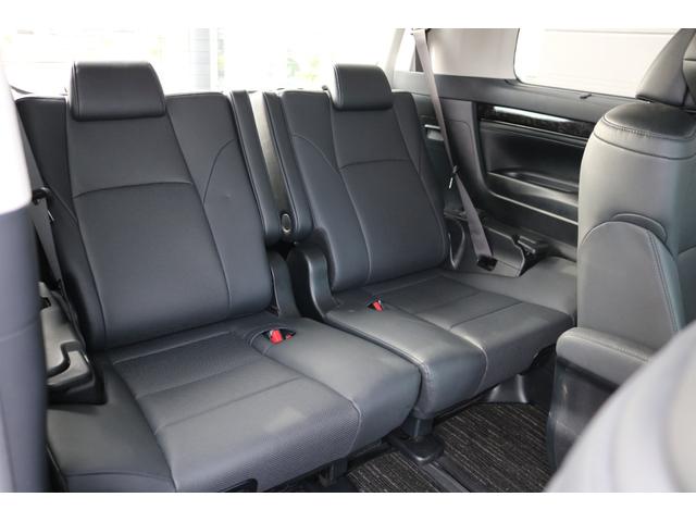 アルファード ２．５Ｓ　Ｃパッケージ　ワンオーナー　禁煙車　ツインムーンルーフ　純正ＤＡ　バックモニター　純正フリップダウンモニター　黒革エアシート　シートヒーター　ＥＴＣ　メモリ付パワーシート　クルコン　レーンキープ　三眼ＬＥＤ（20枚目）