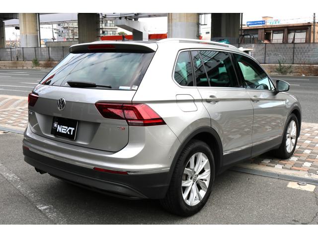 ティグアン TSI コンフォートライン 禁煙車 純正ナビ フルセグ 黒革シート アラウンドビューカメラ パドルシフト LEDヘッド パノラマサンルーフ クルコン パワーシート シートヒーター ルーフレール パワーバックドア BSM プリクラ(7枚目)