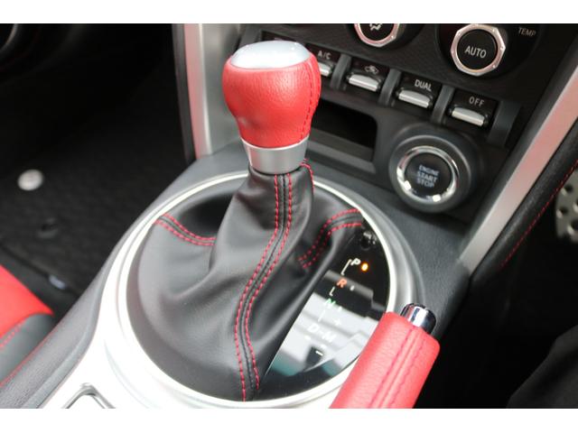 ８６ ＧＴリミテッド　ナビ（ＡＶＮ－Ｚ０４ｉＷ）　フルセグＴＶ　禁煙車　ハーフレザーシート　シートヒーター　Ｂカメラ　パドルシフト　ＬＥＤヘッド　クルコン（20枚目）