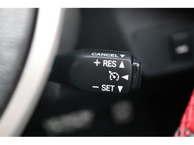 ８６ ＧＴリミテッド　ナビ（ＡＶＮ－Ｚ０４ｉＷ）　フルセグＴＶ　禁煙車　ハーフレザーシート　シートヒーター　Ｂカメラ　パドルシフト　ＬＥＤヘッド　クルコン（22枚目）
