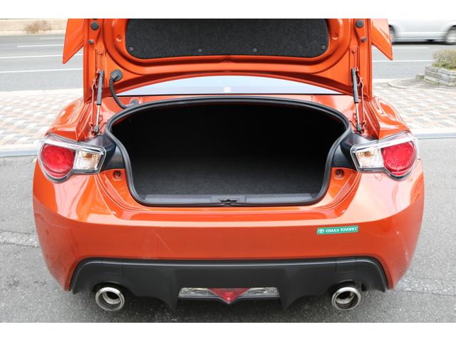 ８６ ＧＴリミテッド　ナビ（ＡＶＮ－Ｚ０４ｉＷ）　フルセグＴＶ　禁煙車　ハーフレザーシート　シートヒーター　Ｂカメラ　パドルシフト　ＬＥＤヘッド　クルコン（28枚目）