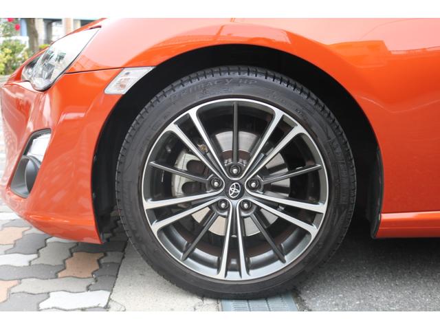 ８６ ＧＴリミテッド　ナビ（ＡＶＮ－Ｚ０４ｉＷ）　フルセグＴＶ　禁煙車　ハーフレザーシート　シートヒーター　Ｂカメラ　パドルシフト　ＬＥＤヘッド　クルコン（29枚目）