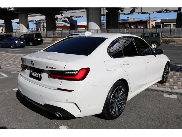 ３シリーズ ３３０ｅ　Ｍスポーツ　エディションジョイ＋　ワンオーナー　ハーフレザーシート　パドルシフト　ＢＳＭ　シートヒーター　クリアランスソナー　メモリ付きパワーシート　ＬＥＤヘッドライト　サウンドビューカメラ　Ｂカメラ　パワーバックドア　クルコン（7枚目）