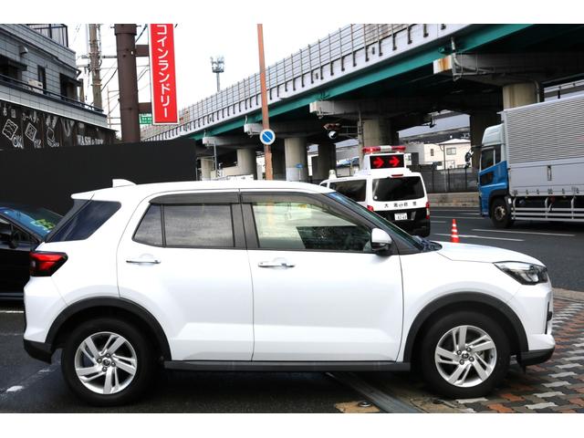 ライズ Ｇ　禁煙車　外品ナビ（ＭＤＶ－Ｄ４０８８ＴＷ）　ワンセグＴＶ　ＬＥＤヘッド　ＡＷ１６インチ　アイドリングストップ　Ｂカメラ　スマートアシスト　コーナーセンサー（6枚目）