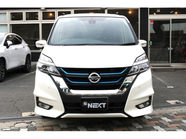 セレナ ｅ－パワー　ハイウェイスターＶ　ワンオーナー　禁煙車　社外ナビ（ＥＺ１１Ｚ）　フルセグ　アラウンドビューモニター　プロパイロット　プリクラッシュセーフティ　フリップダウンモニター　両側パワースライドドア　インテリジェントルームミラー（6枚目）