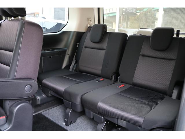 セレナ ｅ－パワー　ハイウェイスターＶ　ワンオーナー　禁煙車　社外ナビ（ＥＺ１１Ｚ）　フルセグ　アラウンドビューモニター　プロパイロット　プリクラッシュセーフティ　フリップダウンモニター　両側パワースライドドア　インテリジェントルームミラー（17枚目）