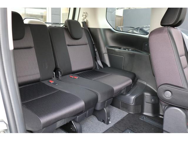 セレナ ｅ－パワー　ハイウェイスターＶ　ワンオーナー　禁煙車　社外ナビ（ＥＺ１１Ｚ）　フルセグ　アラウンドビューモニター　プロパイロット　プリクラッシュセーフティ　フリップダウンモニター　両側パワースライドドア　インテリジェントルームミラー（18枚目）