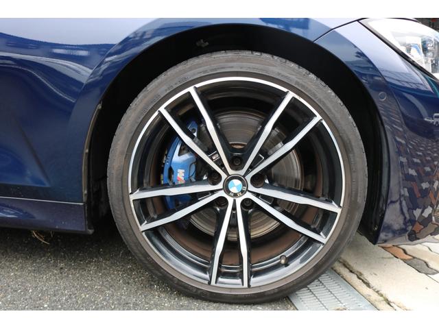 ３シリーズ ３２０ｉ　Ｍスポーツ　ワンオーナー　３６０度カメラ　革シート　シートヒーター　ＨＵＤ　ハーマンカードン　純正ナビ　フルセグＴＶ　１９０インチＡＷ　ブルーキャリパー　パワートランク（28枚目）