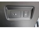 ＨＳＥシルバー　３００ＰＳ　ワンオーナー　純正ナビ　フルセグＴＶ　白革シート　ガラスルーフ　アラウンドビューモニター　パワーシート　パドルシフト　シートヒーター　エアシート　レーンキープ　ＢＳＭ　クールボックス　パワーバックドア（28枚目）