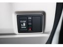 ◆ワンオーナー◆片側パワスラ◆レーンキープ◆シートヒーター◆シートカバー◆外デジミラ◆F.Rセンサー◆※車両は店舗から離れた場所に保管してますので御来店の際は事前に御連絡を頂きます様お願い致します※