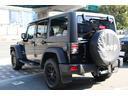 ジープ・ラングラーアンリミテッド スポーツ　ワンオーナー　禁煙車　社外ナビ　フルセグＴＶ　バックカメラ　クルーズコントロール　レザー調シートカバー（7枚目）