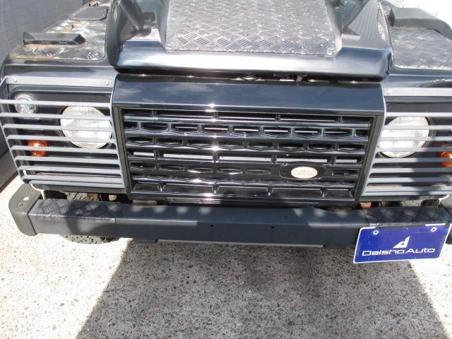 ディフェンダー １１０Ｓ　ディーゼル　４ＷＤ　新車並行　ＮＯ－Ｘ適合車　２００６年モデル　５速ＭＴ（5枚目）