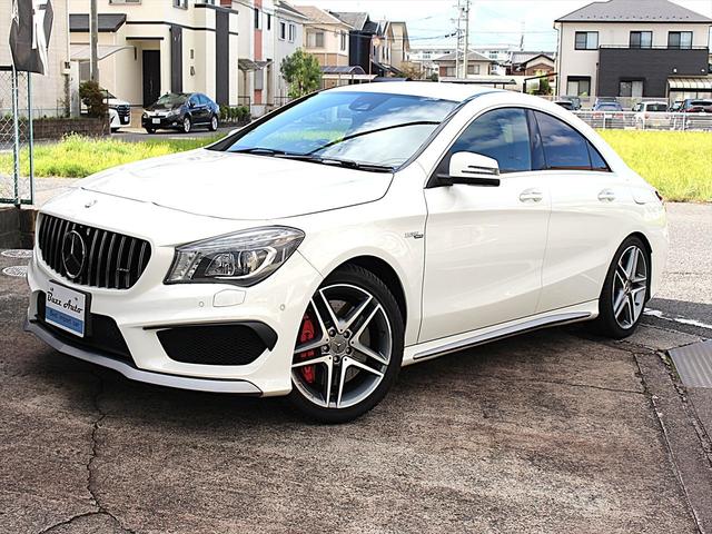 CLAクラス CLA45 4マチック 車庫保管/禁煙/AMG CLA45/レーダーセーフティP/AMG赤色ブレーキキャリパー/パナメリカーナグリル/純正ナビTV/バックカメラ/前車追従クルーズコントロール/ETC/車検令和8年6月(4枚目)