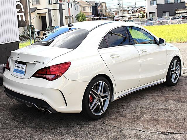 CLAクラス CLA45 4マチック 車庫保管/禁煙/AMG CLA45/レーダーセーフティP/AMG赤色ブレーキキャリパー/パナメリカーナグリル/純正ナビTV/バックカメラ/前車追従クルーズコントロール/ETC/車検令和8年6月(8枚目)