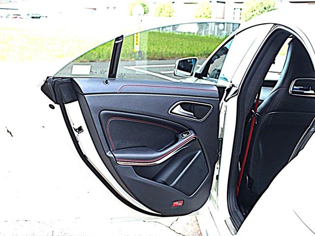 CLAクラス CLA45 4マチック 車庫保管/禁煙/AMG CLA45/レーダーセーフティP/AMG赤色ブレーキキャリパー/パナメリカーナグリル/純正ナビTV/バックカメラ/前車追従クルーズコントロール/ETC/車検令和8年6月(21枚目)