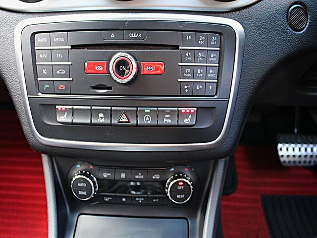 CLAクラス CLA45 4マチック 車庫保管/禁煙/AMG CLA45/レーダーセーフティP/AMG赤色ブレーキキャリパー/パナメリカーナグリル/純正ナビTV/バックカメラ/前車追従クルーズコントロール/ETC/車検令和8年6月(35枚目)