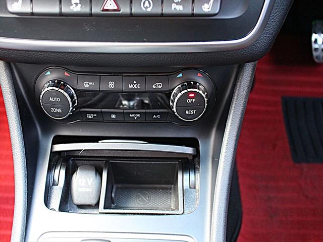 CLAクラス CLA45 4マチック 車庫保管/禁煙/AMG CLA45/レーダーセーフティP/AMG赤色ブレーキキャリパー/パナメリカーナグリル/純正ナビTV/バックカメラ/前車追従クルーズコントロール/ETC/車検令和8年6月(36枚目)