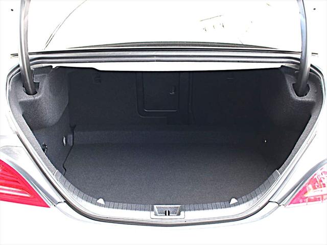 CLAクラス CLA45 4マチック 車庫保管/禁煙/AMG CLA45/レーダーセーフティP/AMG赤色ブレーキキャリパー/パナメリカーナグリル/純正ナビTV/バックカメラ/前車追従クルーズコントロール/ETC/車検令和8年6月(63枚目)