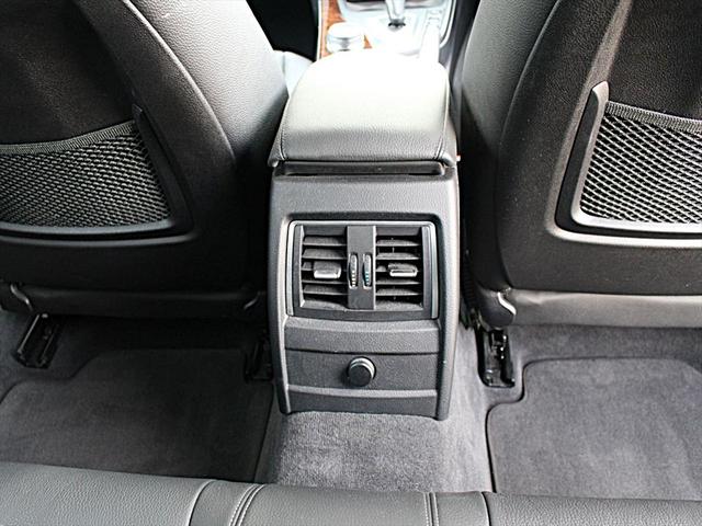 ４シリーズ ４２０ｉグランクーペ　ラグジュアリー　ディーラー整備／後期モデル／禁煙／インテリジェントセーフティー／前車追従クルコン／黒革シート／３６０度カメラ／純正ナビＴＶ／ミラー内蔵ＥＴＣ／電動バックドア／前席ヒータ付電動シート（60枚目）