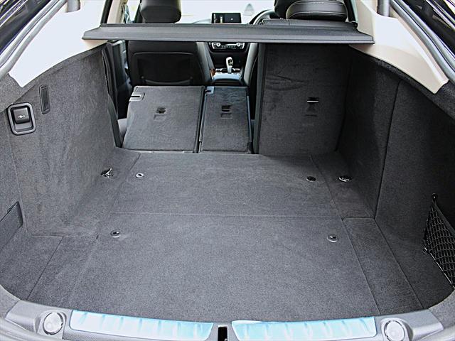 ４シリーズ ４２０ｉグランクーペ　ラグジュアリー　ディーラー整備／後期モデル／禁煙／インテリジェントセーフティー／前車追従クルコン／黒革シート／３６０度カメラ／純正ナビＴＶ／ミラー内蔵ＥＴＣ／電動バックドア／前席ヒータ付電動シート（71枚目）