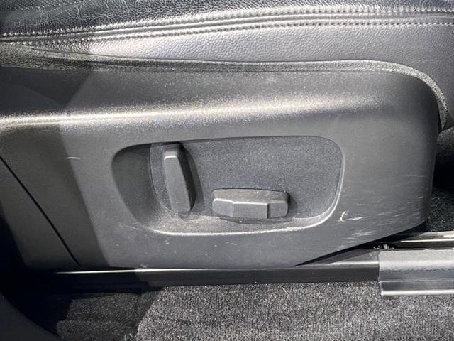 レンジローバーイヴォーク ５０ｔｈ　コレクション　認定中古車　特別仕様車　ブラックエクステリアパック　全席シートヒーター　アダプティブクルーズ　ブラインドスポットモニター　フル液晶メーター　電動リアゲート　サラウンドカメラ　純正２０インチアルミ（48枚目）