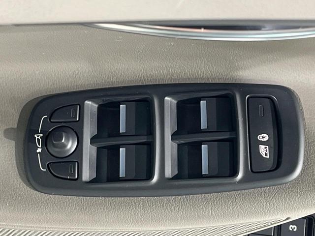 ＸＥ ＸＥ　プレステージ　認定中古車　ブラインドスポットモニター　前席シートヒーター　アダプティブクルーズコントロール　メモリーシート　フルセグＴＶ　ＭＥＲＩＤＩＡＮサウンドシステム　パドルシフト　電動調整ステアリング（40枚目）