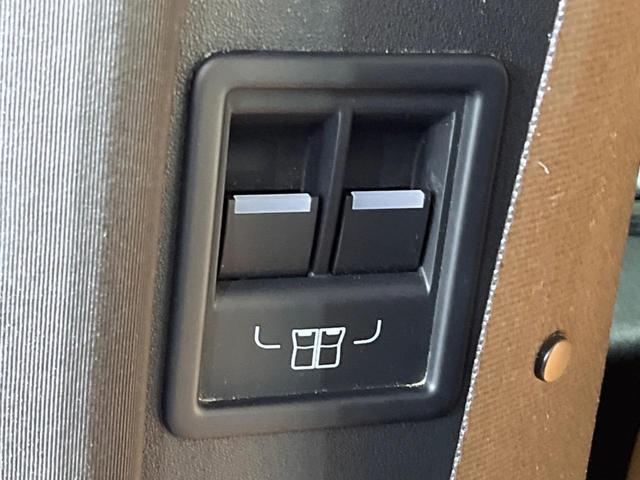 ディスカバリー ＨＳＥ　認定中古車　エアサスペンション　サンルーフ　ブラックパック　７人乗りシート　全席シートヒーター＆ベンチレーション　３ゾーンクライメートコントロール　電動ステアリングコラム　ハンズフリーテールゲート（61枚目）