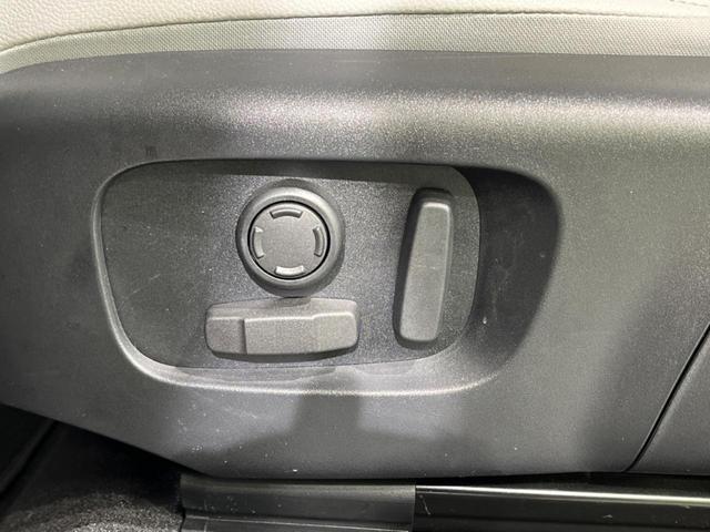 レンジローバーイヴォーク Ｓ　Ｐ２００　認定中古車　アダプティブクルーズコントロール　フロントシートヒーター　ブラインドスポット　電動リアゲート　電動ステアリングコラム　タッチプロデュオ　サラウンドカメラ　ＬＥＤヘッドライト　革シート（10枚目）