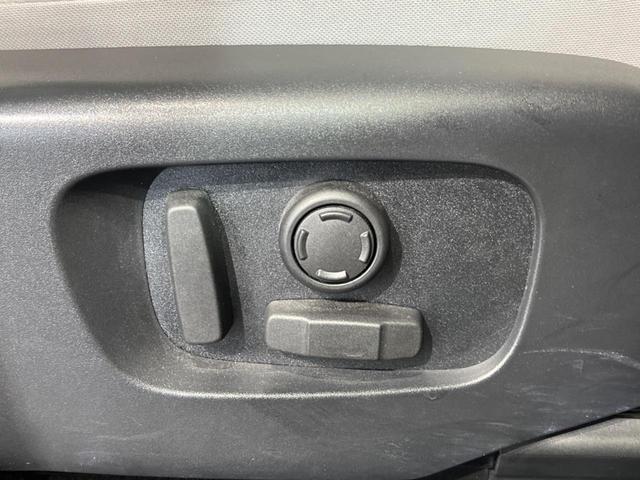 レンジローバーイヴォーク Ｓ　Ｐ２００　認定中古車　アダプティブクルーズコントロール　フロントシートヒーター　ブラインドスポット　電動リアゲート　電動ステアリングコラム　タッチプロデュオ　サラウンドカメラ　ＬＥＤヘッドライト　革シート（53枚目）