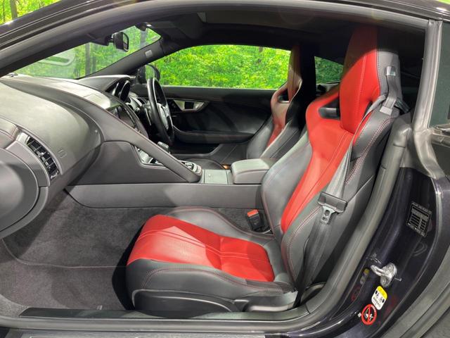 Fタイプ Rクーペ 認定中古車 MERIDIAN SURROUND アダプティブクルーズ ガラスルーフ シートヒーター 電動調整ステアリングコラム メモリー機能付電動シート パドルシフト 電動リアゲート 革シート(15枚目)