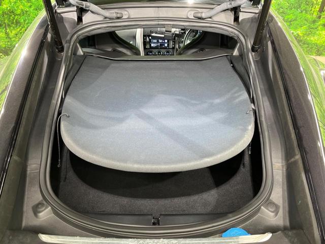 Fタイプ Rクーペ 認定中古車 MERIDIAN SURROUND アダプティブクルーズ ガラスルーフ シートヒーター 電動調整ステアリングコラム メモリー機能付電動シート パドルシフト 電動リアゲート 革シート(55枚目)