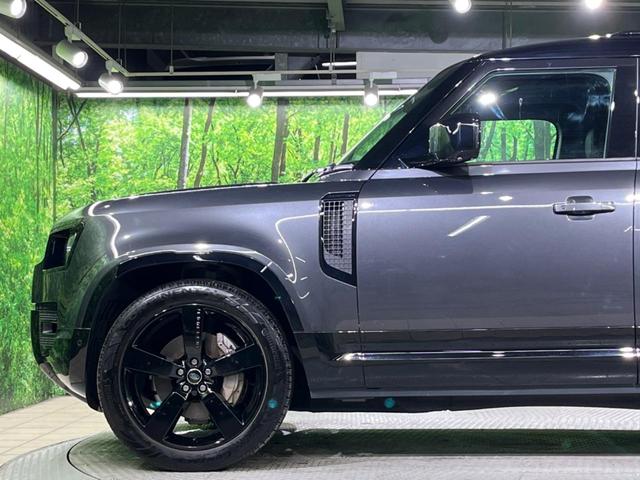 ディフェンダー １１０Ｘ－ダイナミックＨＳＥ　Ｄ３００　認定中古車　ブラックパック　エアサスペンション　サンルーフ　前席シートヒーター＆ベンチレーション　ＭＥＲＩＤＩＡＮ　アダプティブクルーズ　メモリ付電動シート　純正２２インチアルミ　ブラインドスポット（25枚目）