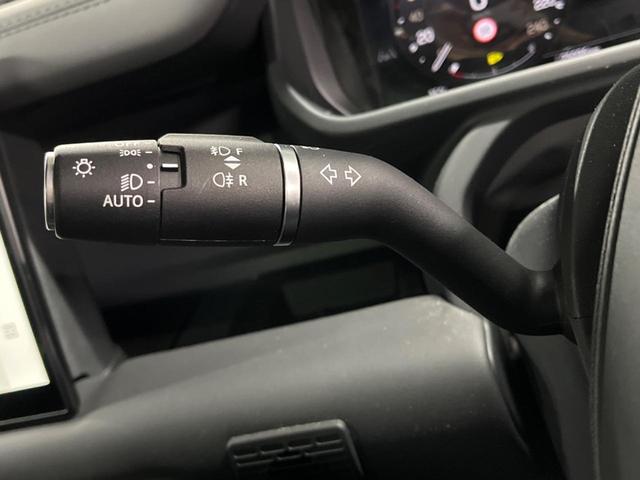 ディフェンダー １１０Ｘ－ダイナミックＨＳＥ　Ｄ３００　認定中古車　ブラックパック　エアサスペンション　サンルーフ　前席シートヒーター＆ベンチレーション　ＭＥＲＩＤＩＡＮ　アダプティブクルーズ　メモリ付電動シート　純正２２インチアルミ　ブラインドスポット（32枚目）