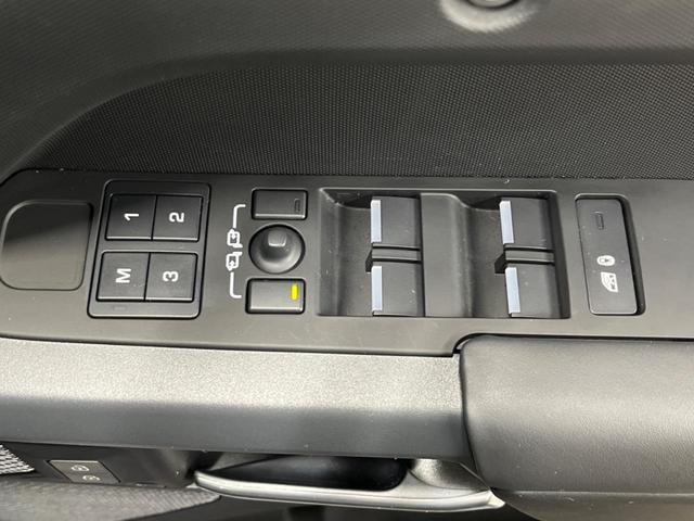 ディフェンダー １１０Ｘ－ダイナミックＨＳＥ　Ｄ３００　認定中古車　ブラックパック　エアサスペンション　サンルーフ　前席シートヒーター＆ベンチレーション　ＭＥＲＩＤＩＡＮ　アダプティブクルーズ　メモリ付電動シート　純正２２インチアルミ　ブラインドスポット（57枚目）