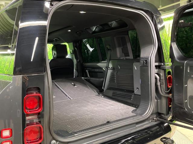 ディフェンダー １１０Ｘ－ダイナミックＨＳＥ　Ｄ３００　認定中古車　ブラックパック　エアサスペンション　サンルーフ　前席シートヒーター＆ベンチレーション　ＭＥＲＩＤＩＡＮ　アダプティブクルーズ　メモリ付電動シート　純正２２インチアルミ　ブラインドスポット（68枚目）