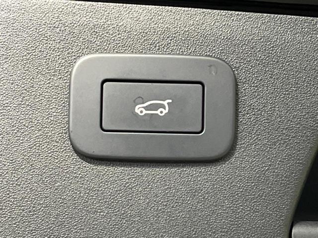 Eペイス R‐ダイナミック HSE P250 認定中古車 ブラックパック 全席シートヒーター&前席ベンチレーション MERIDIAN アダプティブクルーズ ブラインドスポットモニター メモリー機能付電動シート フル液晶メーター 電動リアゲート(12枚目)