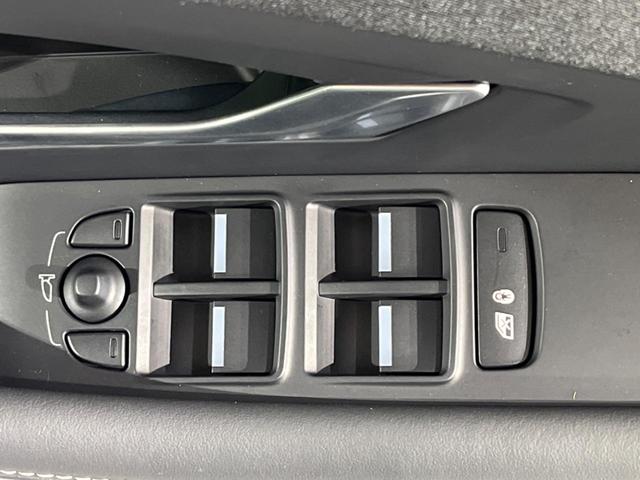 Eペイス R‐ダイナミック HSE P250 認定中古車 ブラックパック 全席シートヒーター&前席ベンチレーション MERIDIAN アダプティブクルーズ ブラインドスポットモニター メモリー機能付電動シート フル液晶メーター 電動リアゲート(51枚目)