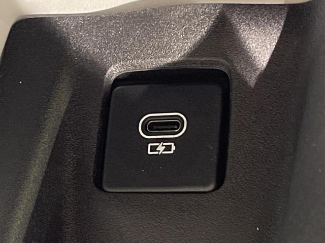 ディフェンダー １１０Ｓ　Ｄ３００　認定中古車　サンルーフ　エアサスペンション　ブラックパック　フロントシートヒーター　アダプティブクルーズ　ブラインドスポットモニター　フル液晶メーター　ＬＥＤヘッドライト　純正１９インチアルミ（53枚目）