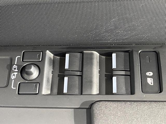 ディフェンダー １１０Ｓ　Ｄ３００　認定中古車　サンルーフ　エアサスペンション　ブラックパック　フロントシートヒーター　アダプティブクルーズ　ブラインドスポットモニター　フル液晶メーター　ＬＥＤヘッドライト　純正１９インチアルミ（57枚目）