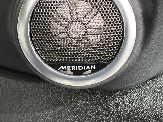 レンジローバーイヴォーク Ｒ－ダイナミック　ＳＥ　認定中古車　クリアサイトルームミラー　ＭＥＲＩＤＩＡＮ　タッチプロデュオ　フロントシートヒーター　電動ステアリングコラム　アダプティブクルーズ　ブラインドスポット　純正２０インチアルミ　電動リアゲート（6枚目）