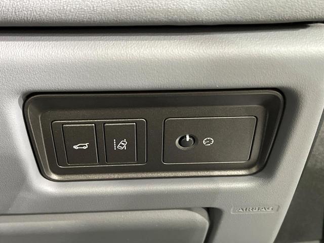 ���[���f�p�[�`���[���[�j���O�@�Ԑ��ύX�ɂƂ��Ȃ����ԂƂ̏Փˎ��̂�\�h����ׂ̋@�\�ł��B�^�]����Ԃ̑��ʂ���}�ڋ߂��鑼�Ԃ����m���h���C�o�[�֌x���������Ȃ��A���݂�m�点�Ă���܂��B