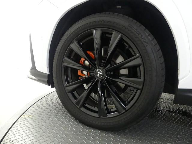 ＮＸ ＮＸ３５０ｈ　Ｆスポーツ　ワンオーナー　認定車両　Ｆスポーツ　ホワイトノーヴァ　内装　レッド　アドバンスドパーク　Ｆオレンジキャリパー　ルーフレール　三眼ＬＥＤ　後席シートヒーター　デジタルインナーミラー　パノラマルーフ（37枚目）