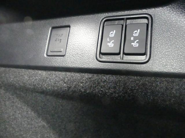 ＮＸ ＮＸ３５０ｈ　Ｆスポーツ　ワンオーナー　認定車両　Ｆスポーツ　ホワイトノーヴァ　内装　レッド　アドバンスドパーク　Ｆオレンジキャリパー　ルーフレール　三眼ＬＥＤ　後席シートヒーター　デジタルインナーミラー　パノラマルーフ（38枚目）