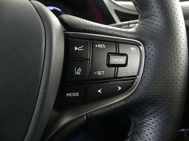 ＥＳ ＥＳ３００ｈ　Ｆスポーツ　ワンオーナー　認定車両　Ｆスポーツ　内装ブラックＬ－ＴＥＸ　ホワイトノーヴァ　ハンズフリーパワーバックドア　カラーヘッドアップＤ　パノラミックビュー　デジタルインナーミラー　置くだけ充電（21枚目）