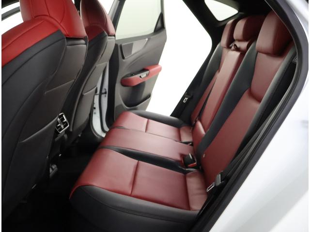 NX NX350h Fスポーツ ワンオーナー 認定車両 Fスポーツハイブリット ホワイトノーヴァ 内装フレアレッド オレンジキャリパー 三眼フルLED パノラミックビューモニター デジタルインナーミラー(32枚目)